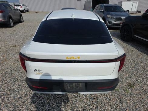 Certified 2025 Kia K4 FWD image 5