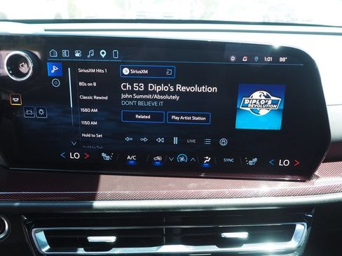 Used 2025 Chevrolet Traverse Z71 w/ Driver Confidence Package AWD/4WD image 26