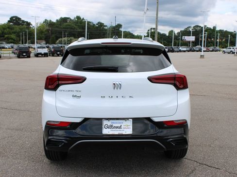 Used 2026 Buick Encore GX Sport Touring w/ Comfort Package FWD image 16