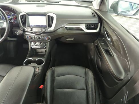 Used 2019 GMC Terrain SLT w/ Preferred Package image 16