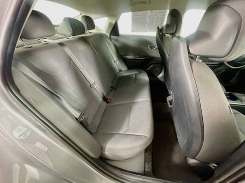 Used 2025 Kia K4 FWD image 26