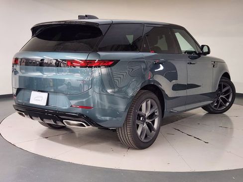 New 2026 Land Rover Range Rover Sport Dynamic SE AWD/4WD image 2