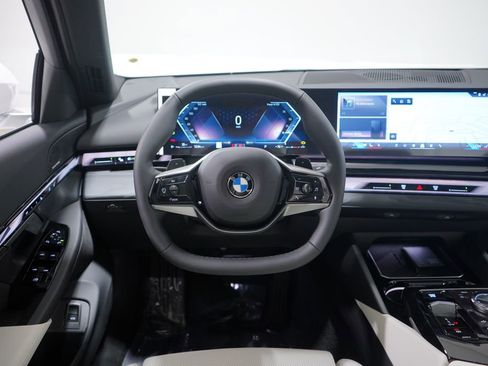 New 2026 BMW 530i image 11