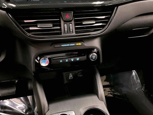 Used 2025 Ford Escape ST-Line w/ Equipment Group 301A FWD image 31