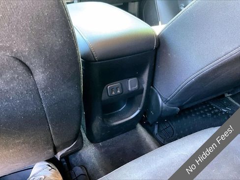 Used 2018 Chevrolet Colorado LT w/ LT Convenience Package AWD/4WD image 25