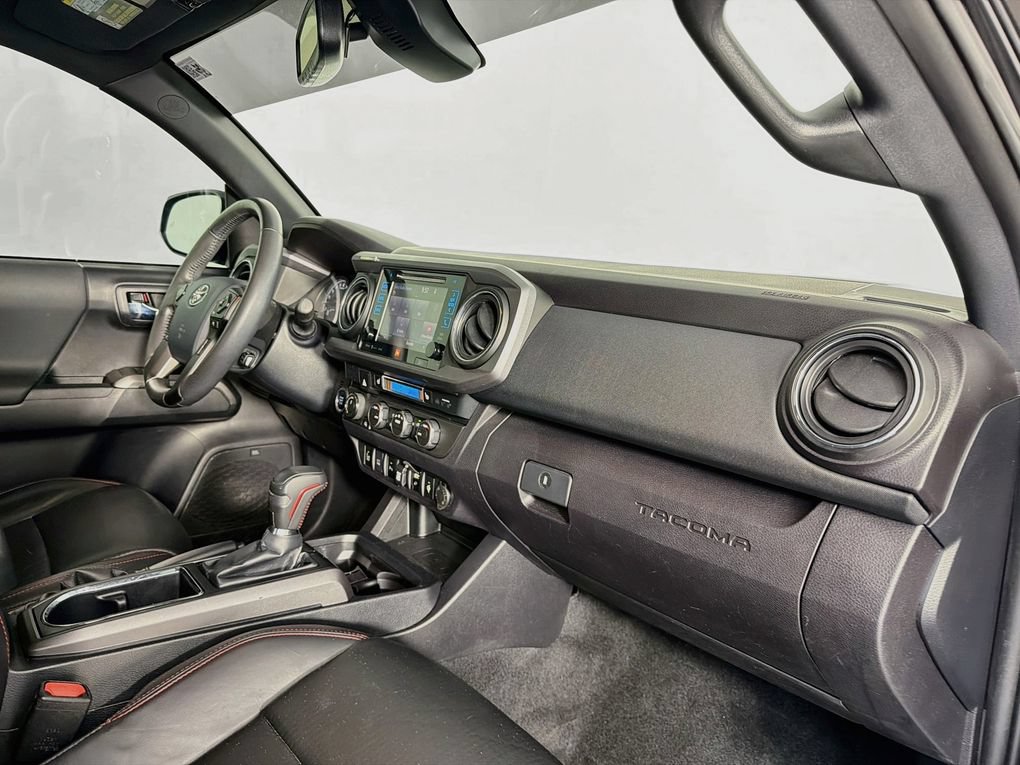 Used 2019 Toyota Tacoma TRD Pro AWD/4WD image 30