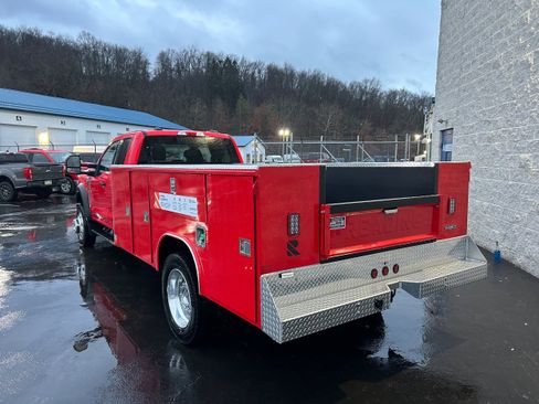 New 2026 Ford F550 4x4 Supercab Super Duty w/ XLT Value Package image 8