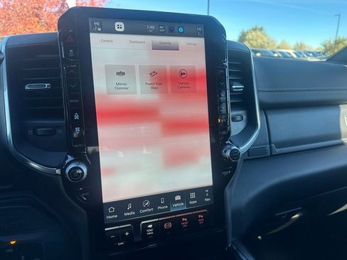 Used 2025 RAM 2500 Laramie image 30