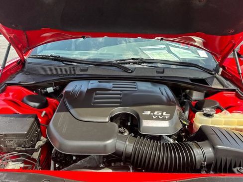 Used 2022 Dodge Charger SXT RWD image 26