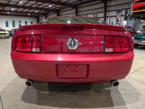Used 2007 Ford Mustang Coupe RWD image 7