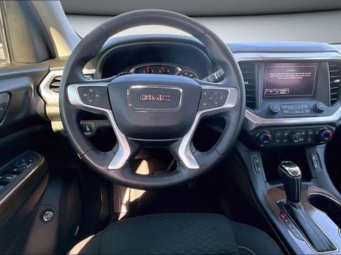 Used 2017 GMC Acadia SLE w/ Driver Alert Package I FWD image 8