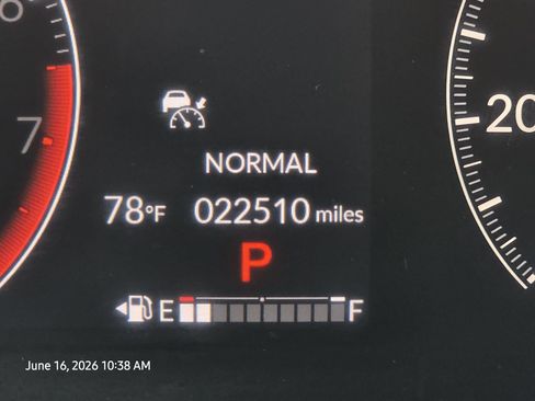 Used 2025 Honda CR-V EX-L image 32