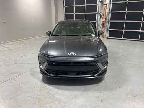 New 2025 Hyundai Sonata Limited image 2