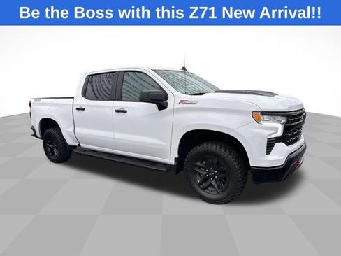 Used 2023 Chevrolet Silverado 1500 LT Trail Boss w/ Protection Package AWD/4WD image 3