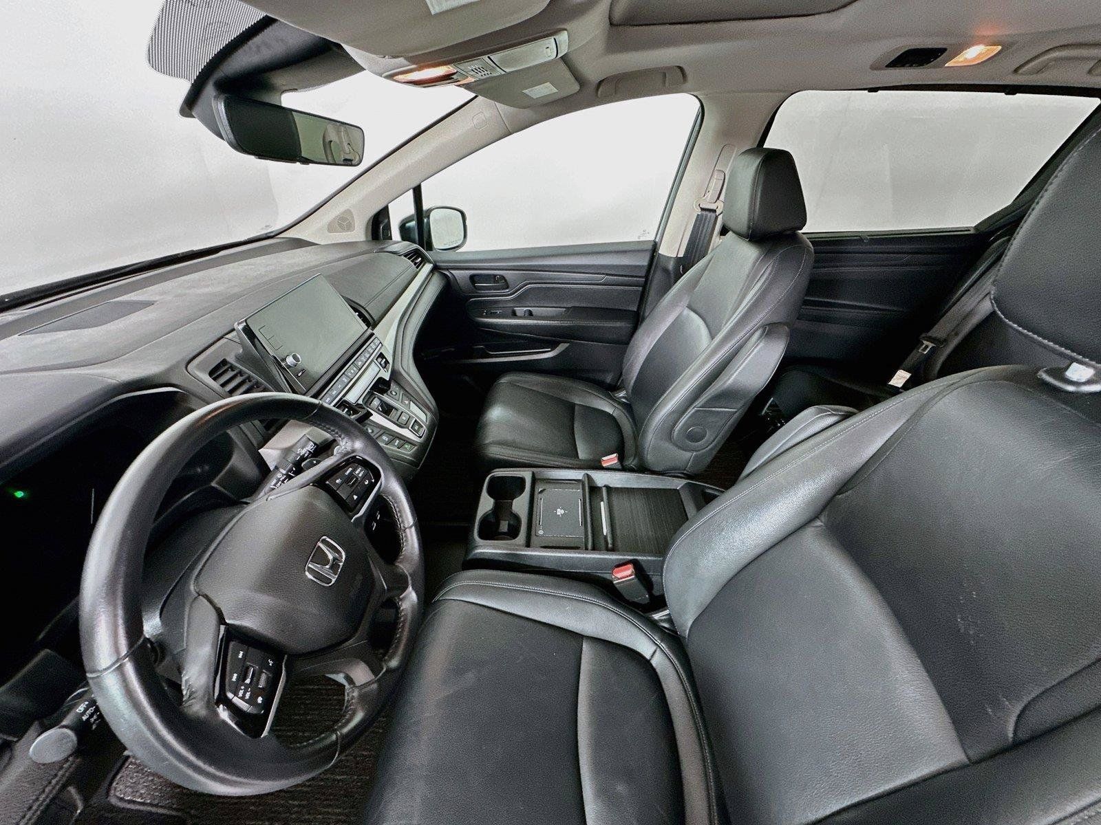 Certified 2025 Honda Odyssey EX-L image 5