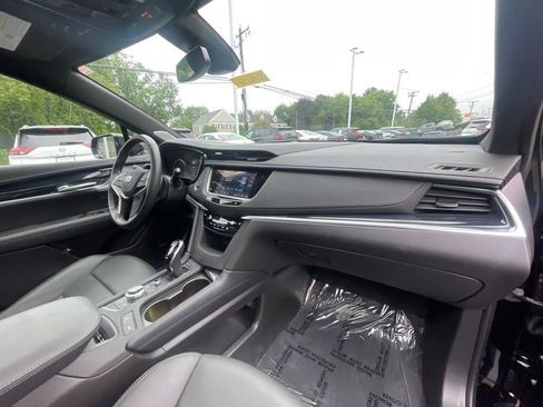 Used 2024 Cadillac XT5 Premium Luxury AWD/4WD image 13
