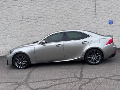 Used 2018 Lexus IS 350 F Sport image 8