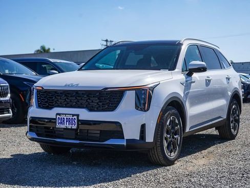 New 2026 Kia Sorento S FWD image 4