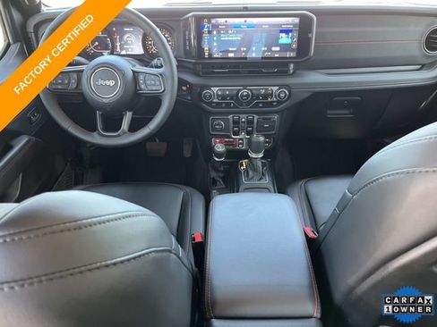 Used 2024 Jeep Wrangler Unlimited Rubicon w/ Capability Package AWD/4WD image 16
