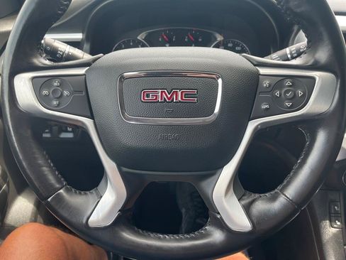 Used 2019 GMC Acadia SLT w/ LPO, Floor Liner Package AWD/4WD image 20