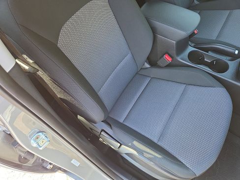 Used 2025 Kia Soul image 16