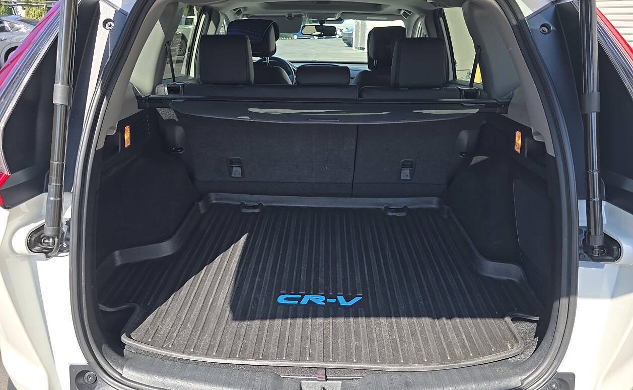 Used 2022 Honda CR-V Touring image 11