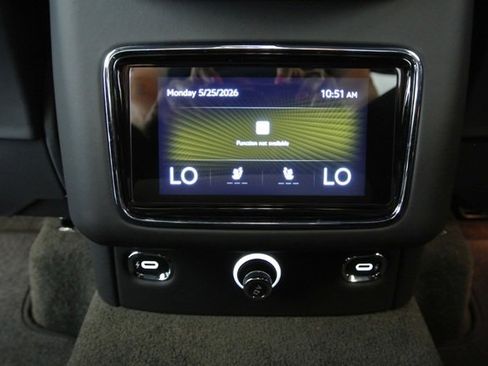 Used 2023 Bentley Bentayga AWD/4WD image 36