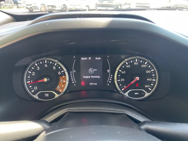 Used 2023 Jeep Renegade Latitude w/ Sun/Sound Group AWD/4WD image 26