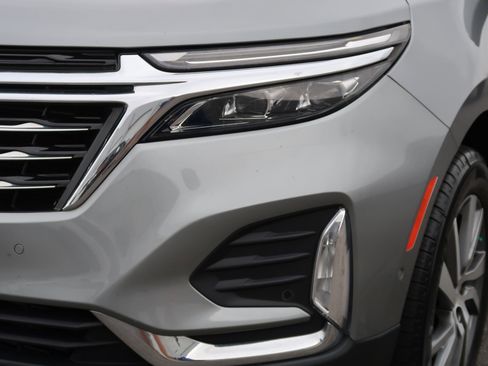 Used 2023 Chevrolet Equinox Premier image 6