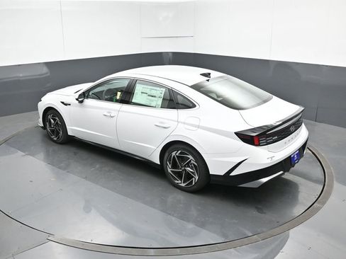 New 2026 Hyundai Sonata SEL FWD image 20
