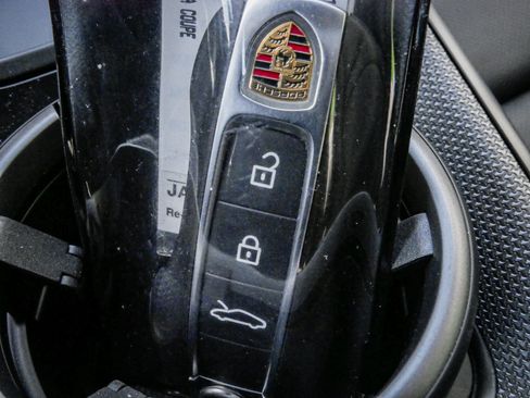 Used 2024 Porsche 911 Carrera RWD image 35