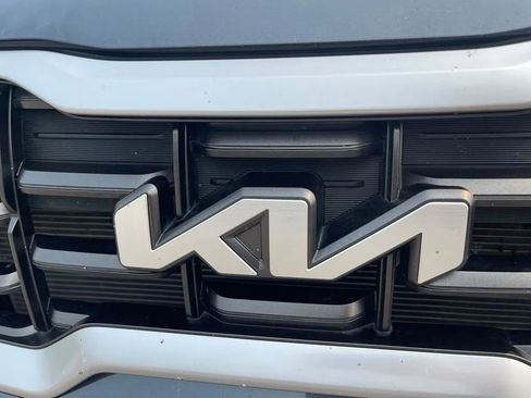 Used 2023 Kia Telluride S w/ S Sunroof Package AWD/4WD image 11