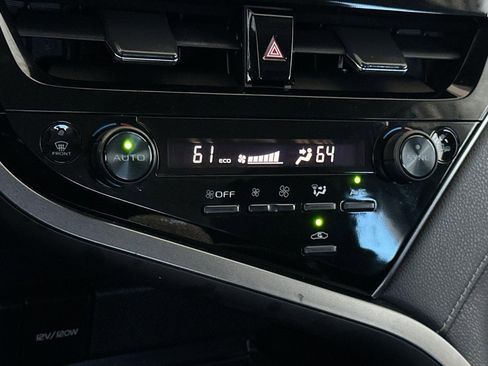 Used 2022 Toyota Camry SE FWD image 24