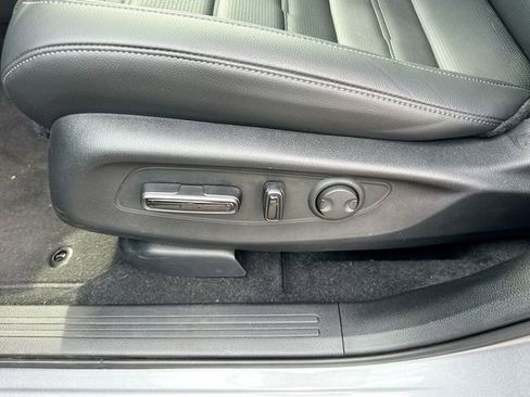 Used 2025 Honda CR-V EX-L image 34
