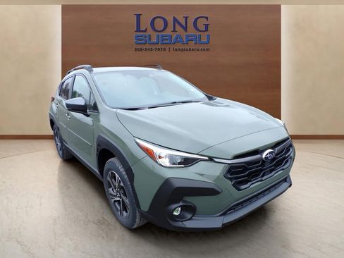 Used 2026 Subaru Crosstrek 2.0i Premium image 3