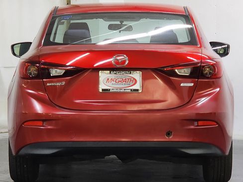 Used 2016 MAZDA MAZDA3 i Sport w/ Preferred Equipment Package FWD image 6