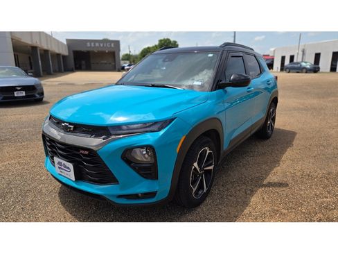 Used 2021 Chevrolet TrailBlazer RS w/ Driver Confidence Package FWD image 8