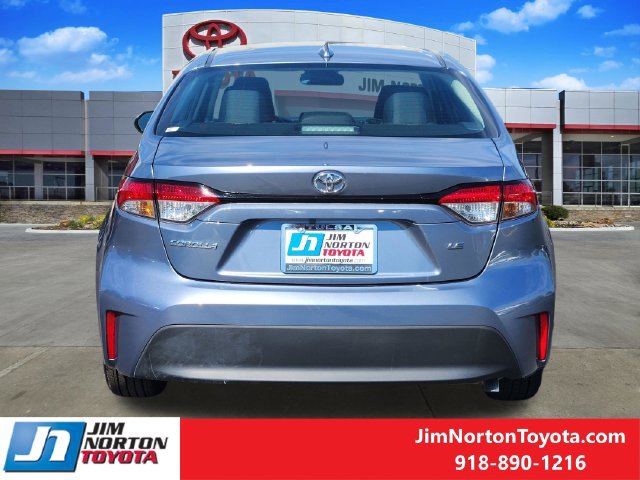 Used 2026 Toyota Corolla LE FWD image 6