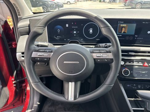 Used 2025 Hyundai Tucson SEL FWD image 29