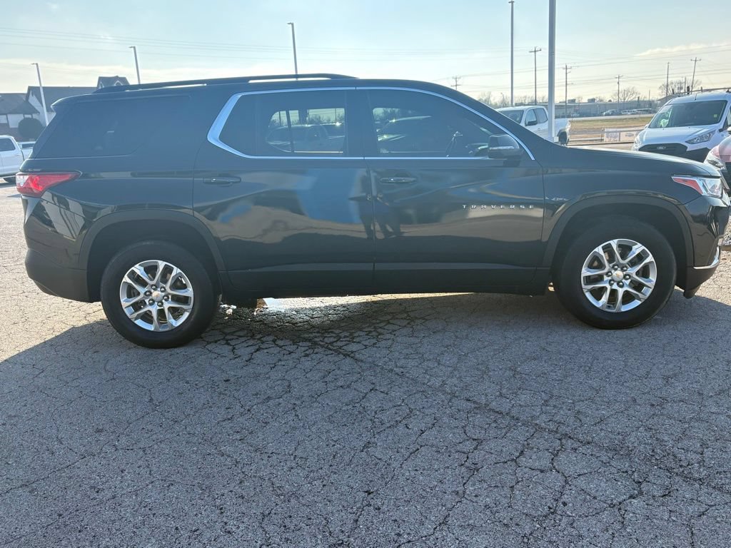 Used 2021 Chevrolet Traverse LT FWD image 4