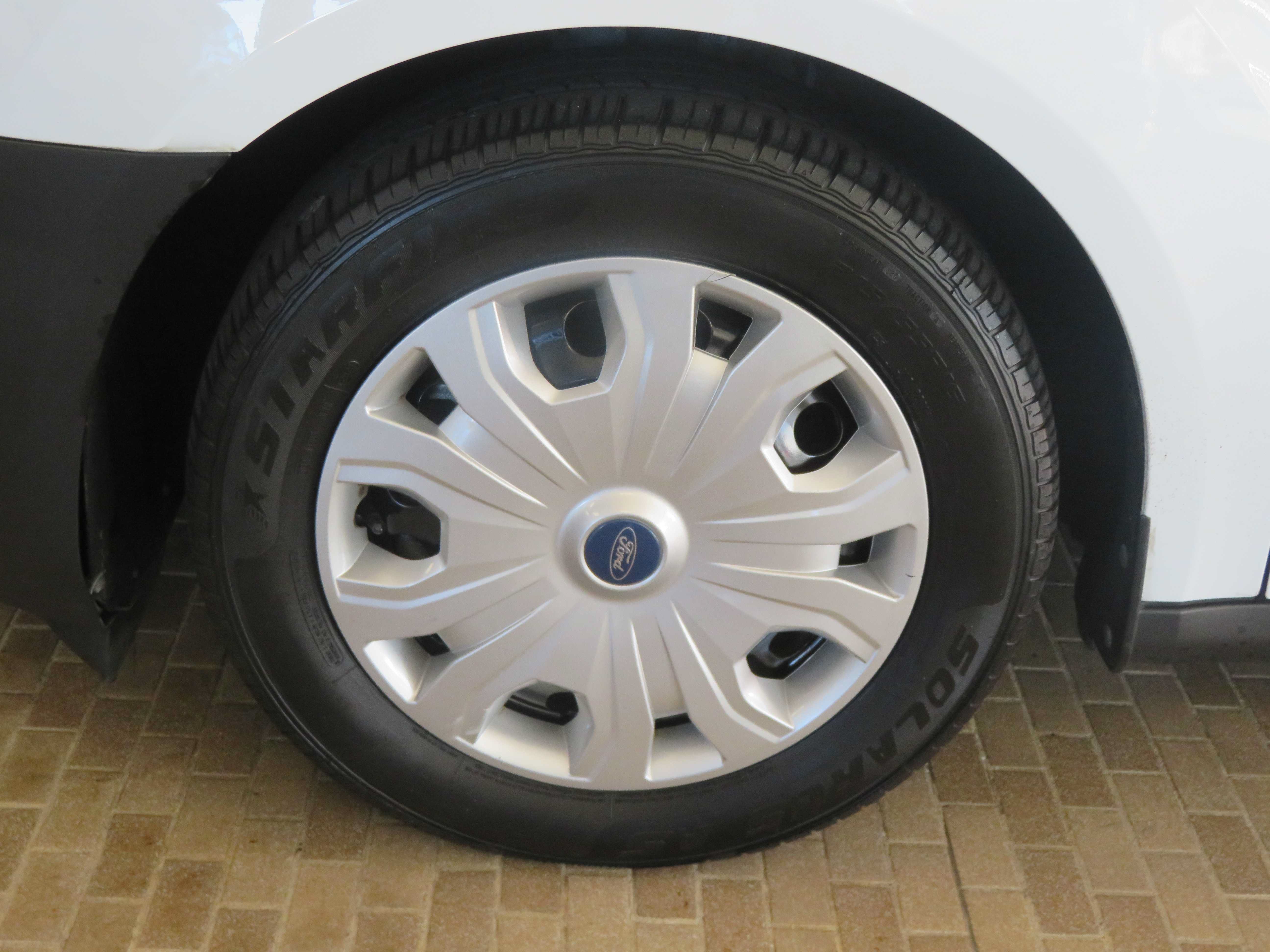 Used 2022 Ford Transit Connect XL FWD image 7
