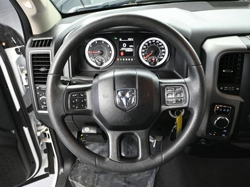 Used 2019 RAM 1500 Express w/ Express Value Package AWD/4WD image 27