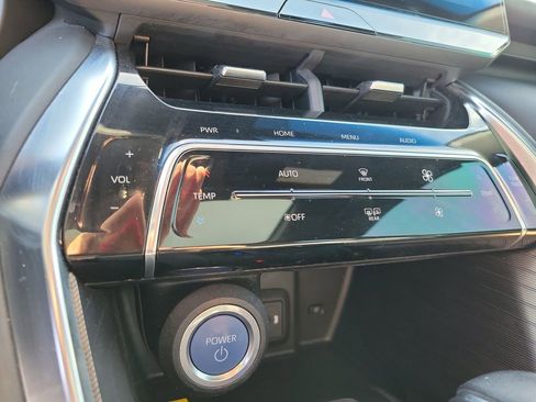 Used 2021 Toyota Venza Limited w/ Advanced Technology Package image 22