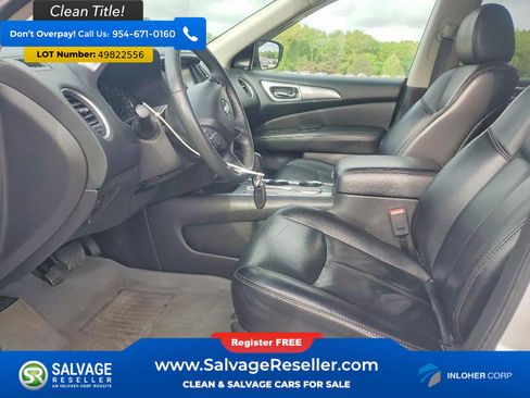 Used 2018 Nissan Pathfinder SL image 9