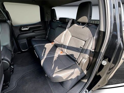 Used 2025 GMC Sierra 1500 SLT image 23