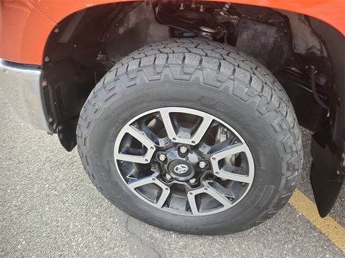 Used 2018 Toyota Tundra Limited image 20