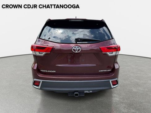 Used 2018 Toyota Highlander Limited AWD/4WD image 4