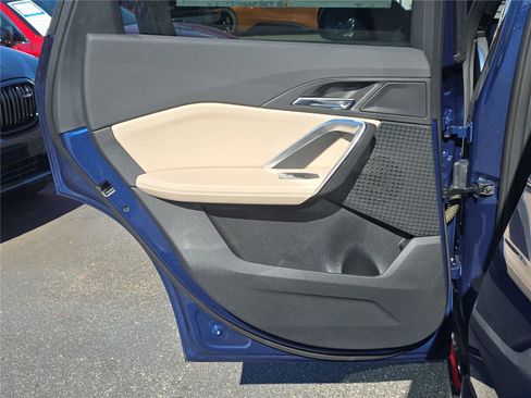 Used 2025 BMW X1 xDrive28i image 10