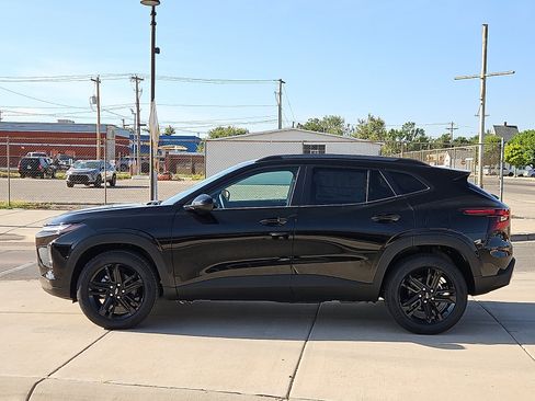 New 2026 Chevrolet Trax ACTIV w/ Driver Confidence Package FWD image 2