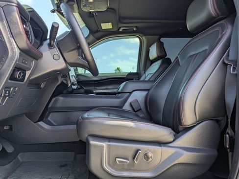 Used 2024 Ford Expedition Limited RWD image 16